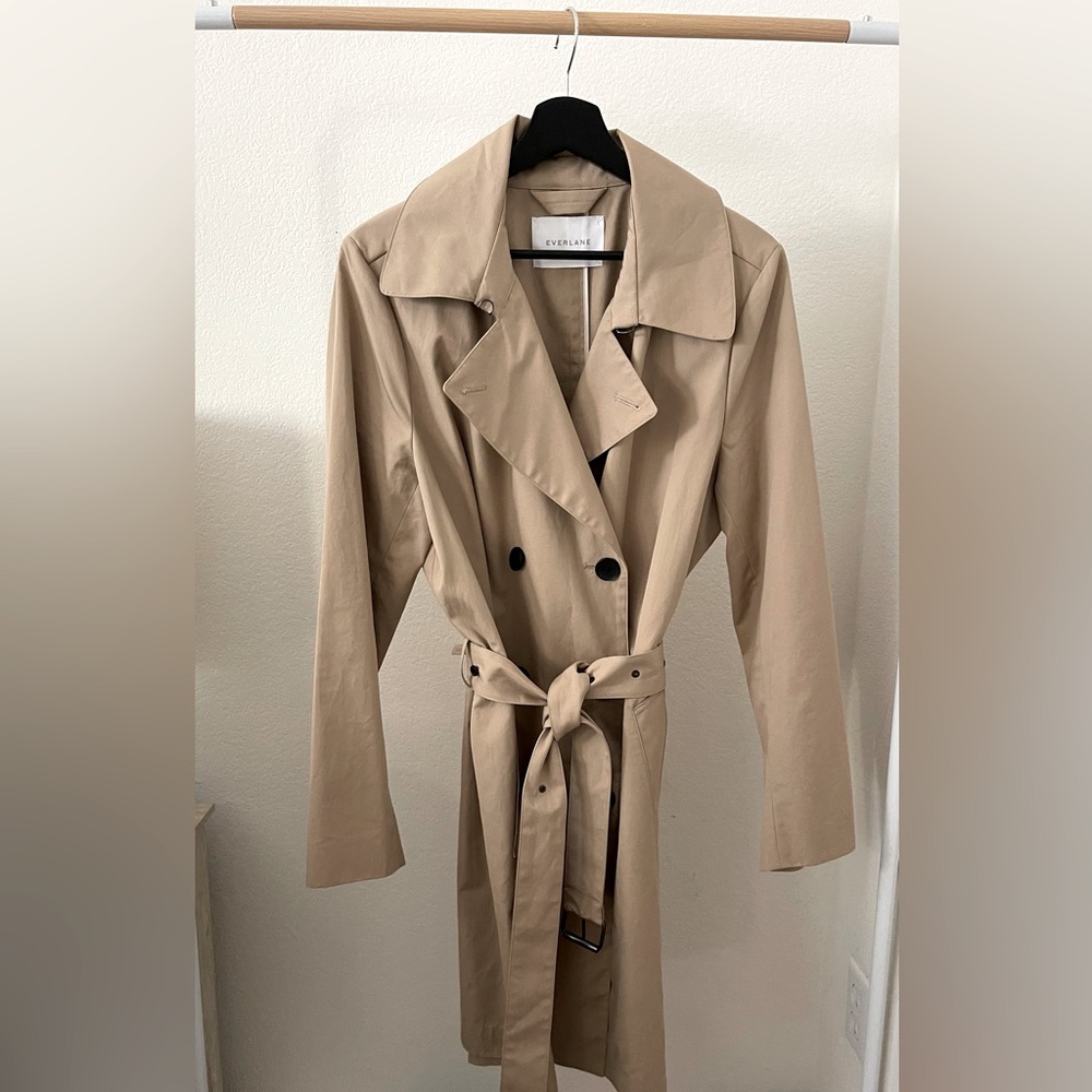 Everlane Trench Coat in Khaki/Beige